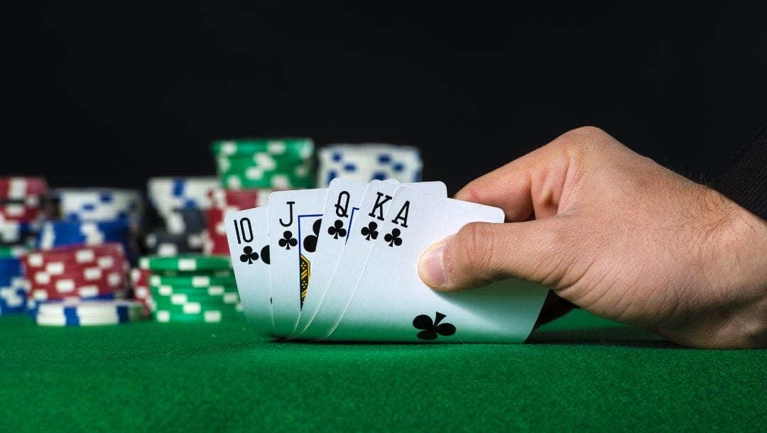 Photo: how to center my hand in sports betting poker